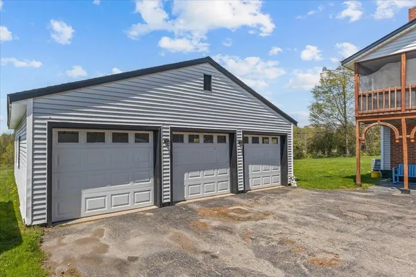 $550,000 | 4196 St George Road, Williston, VT 05495