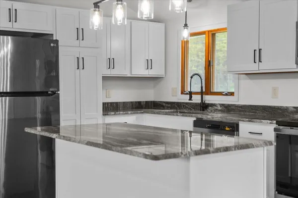 $550,000 | 4196 St George Road, Williston, VT 05495