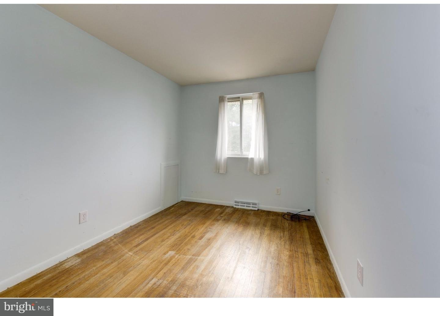 115 Colonial Road Edgewater Park, NJ 08010 - Photo 19 of 24 Bedroom 3