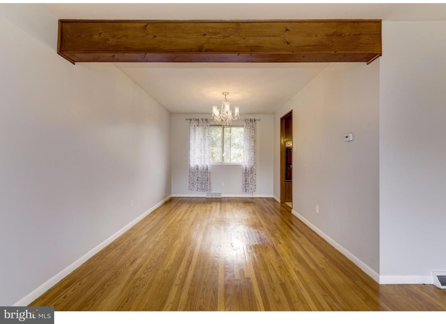 115 Colonial Road Edgewater Park, NJ 08010 - Photo 5 of 24 Dining Room