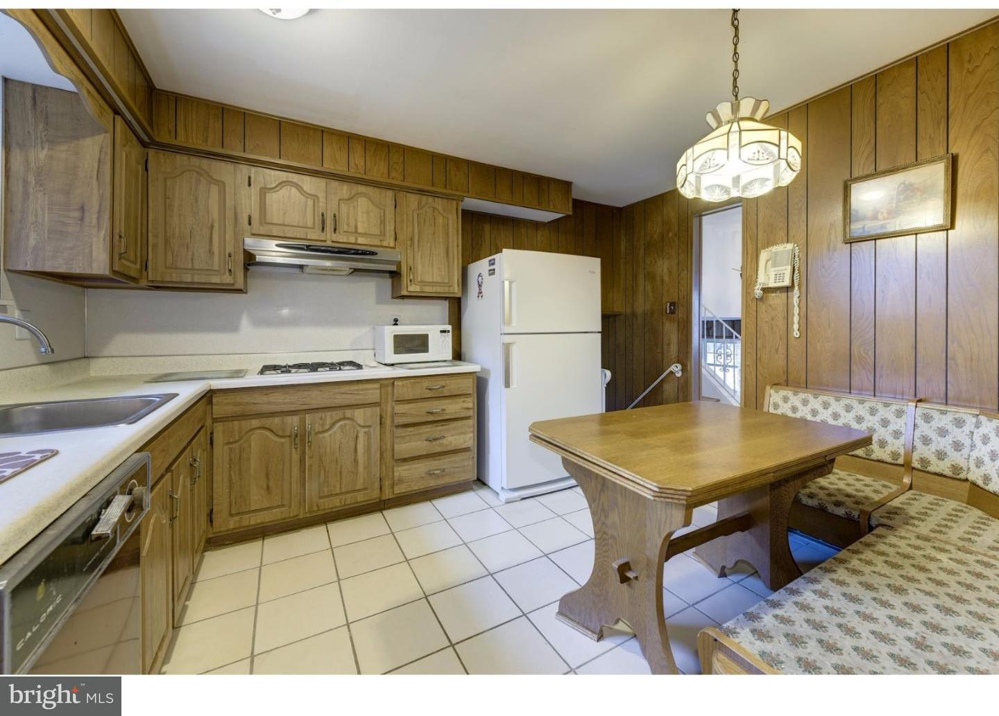 115 Colonial Road Edgewater Park, NJ 08010 - Photo 7 of 24 Kitchen