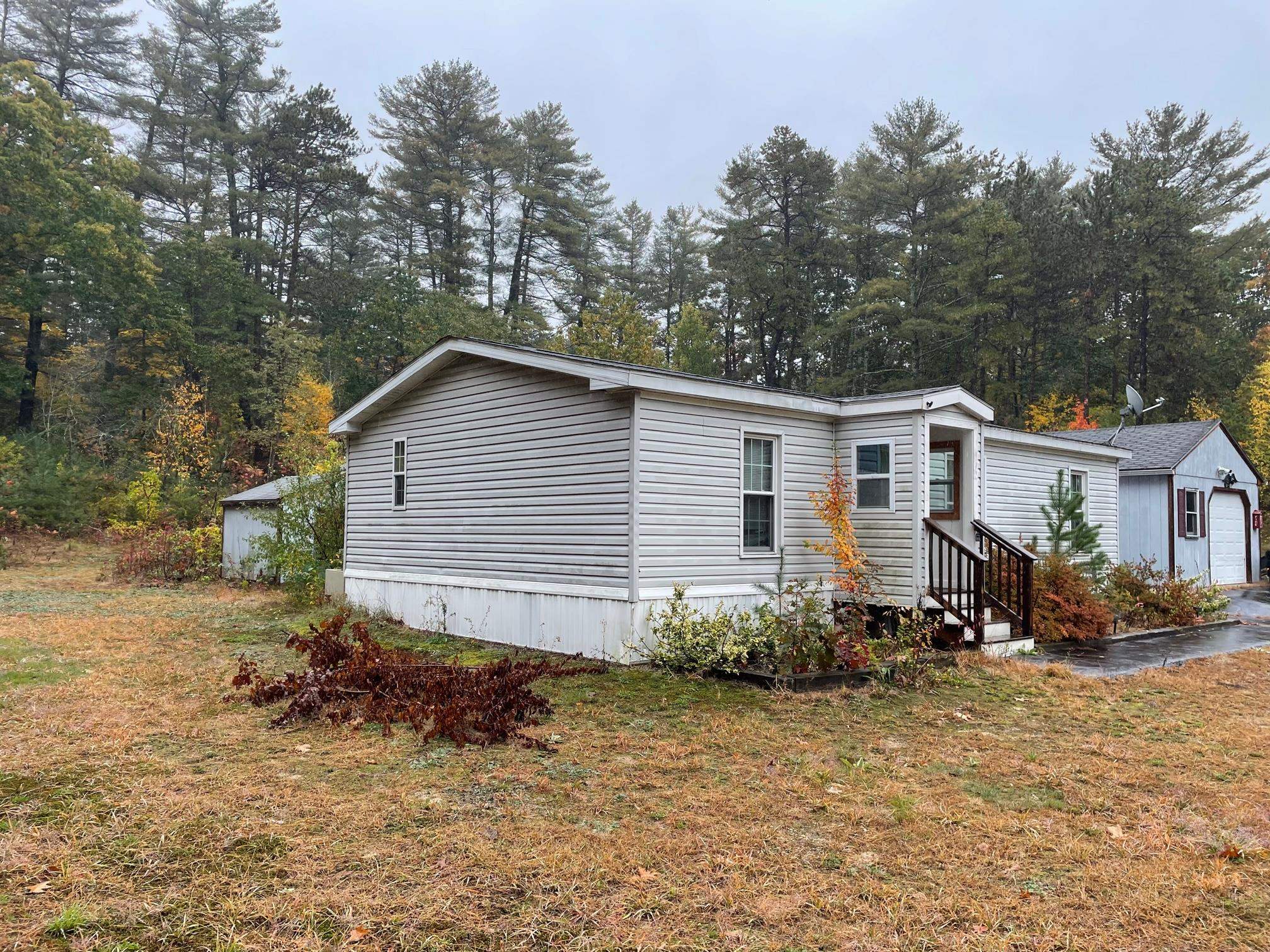 51 Mill Pond Road Epping, NH 03042 - Photo 3 of 8 Gallery Image 3