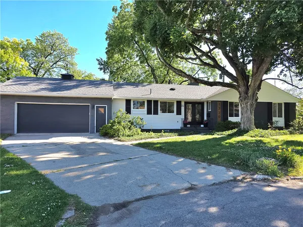 $297,900 | 1220 Latchwood Drive, Dayton, OH 45405