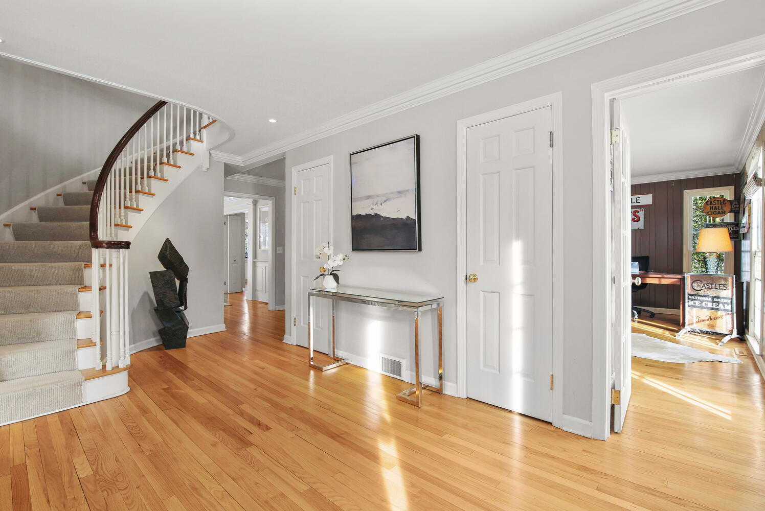 27 Dunning Road New Canaan, CT 06840 - Photo 12 of 60 Foyer