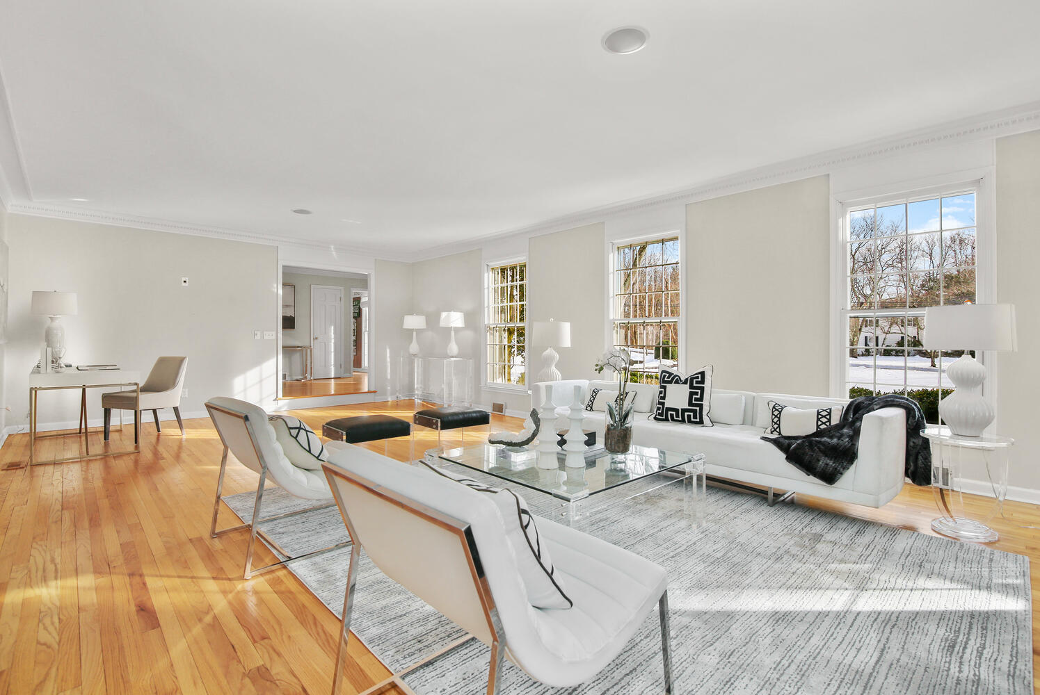 27 Dunning Road New Canaan, CT 06840 - Photo 15 of 60 27 Dunning Rd New Canaan CT-large-056-05