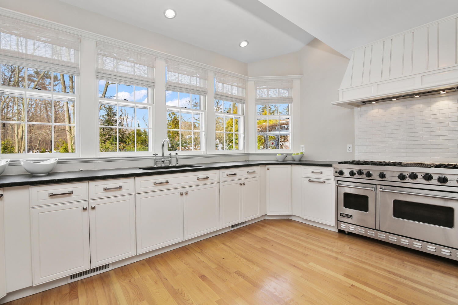 27 Dunning Road New Canaan, CT 06840 - Photo 23 of 60 27 Dunning Rd New Canaan CT-large-068-06