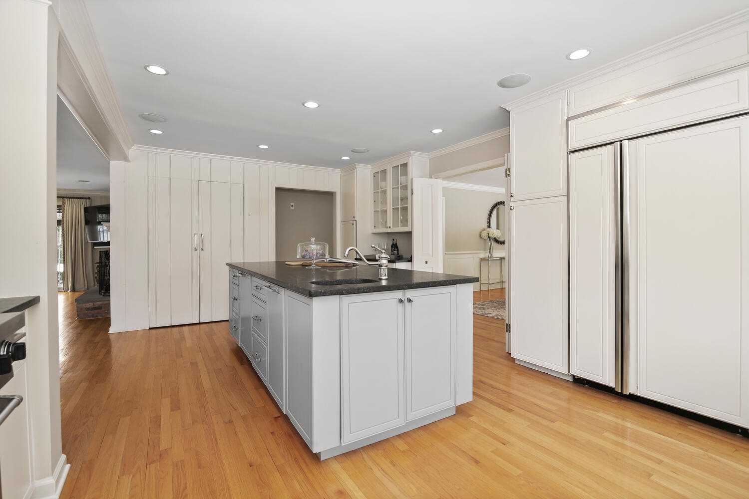 27 Dunning Road New Canaan, CT 06840 - Photo 24 of 60 27 Dunning Rd New Canaan CT-large-070-06