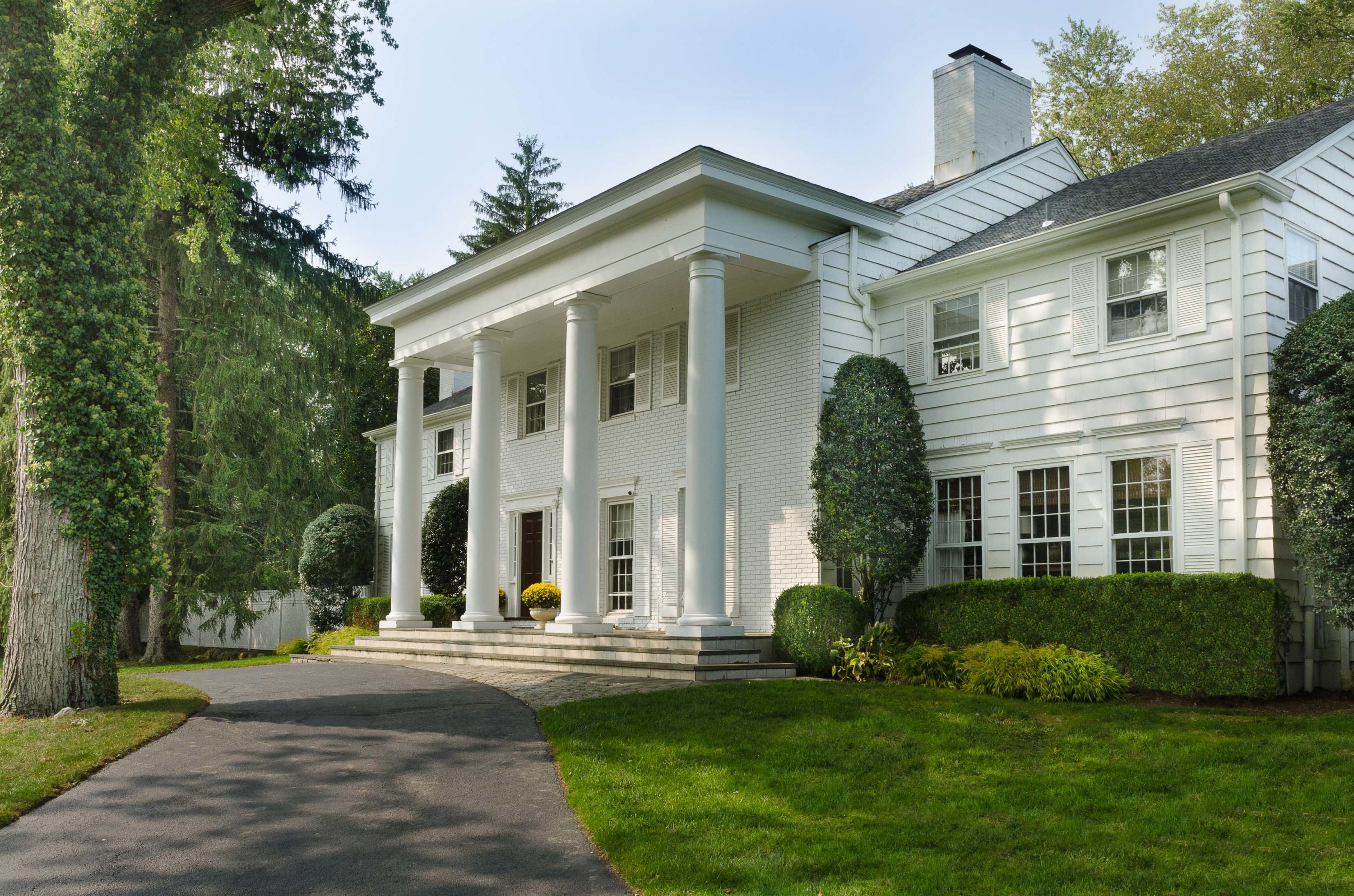 27 Dunning Road New Canaan, CT 06840 - Photo 57 of 60 Front w/Circular Drive