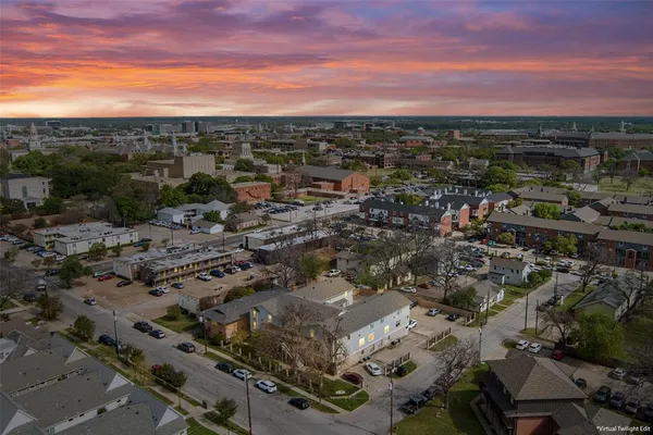 $220,000 | 1824 South 8th Street, Unit 110, Waco, TX 76706