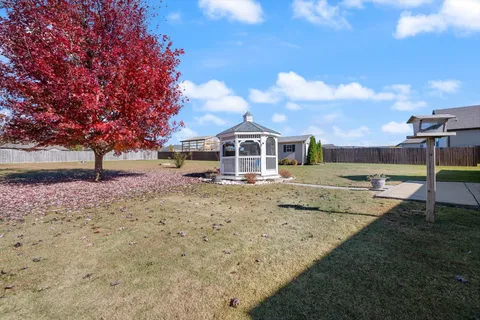 $360,000 | 131 Beaver Creek Drive, Portland, TN 37148