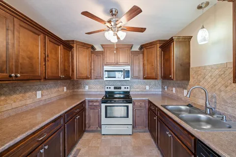 $360,000 | 131 Beaver Creek Drive, Portland, TN 37148