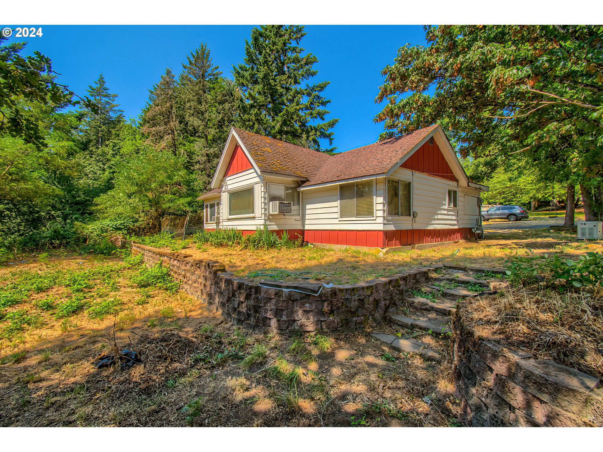 475 Frank Johns Road Stevenson, WA 98648 - Photo 1 of 17 a view of a house with a yard