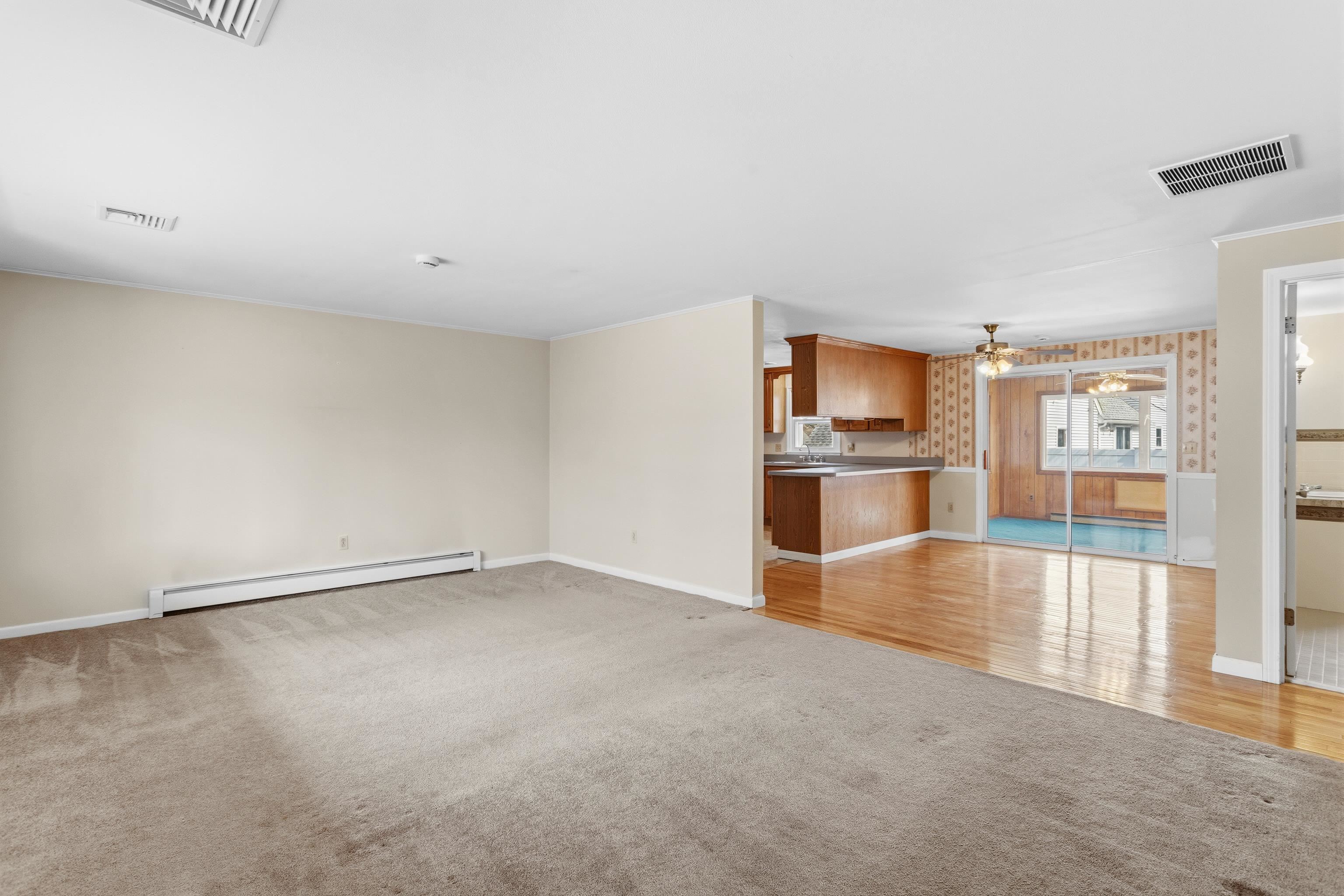 12 Colonial Circle Hampton, NH 03842 - Photo 16 of 60