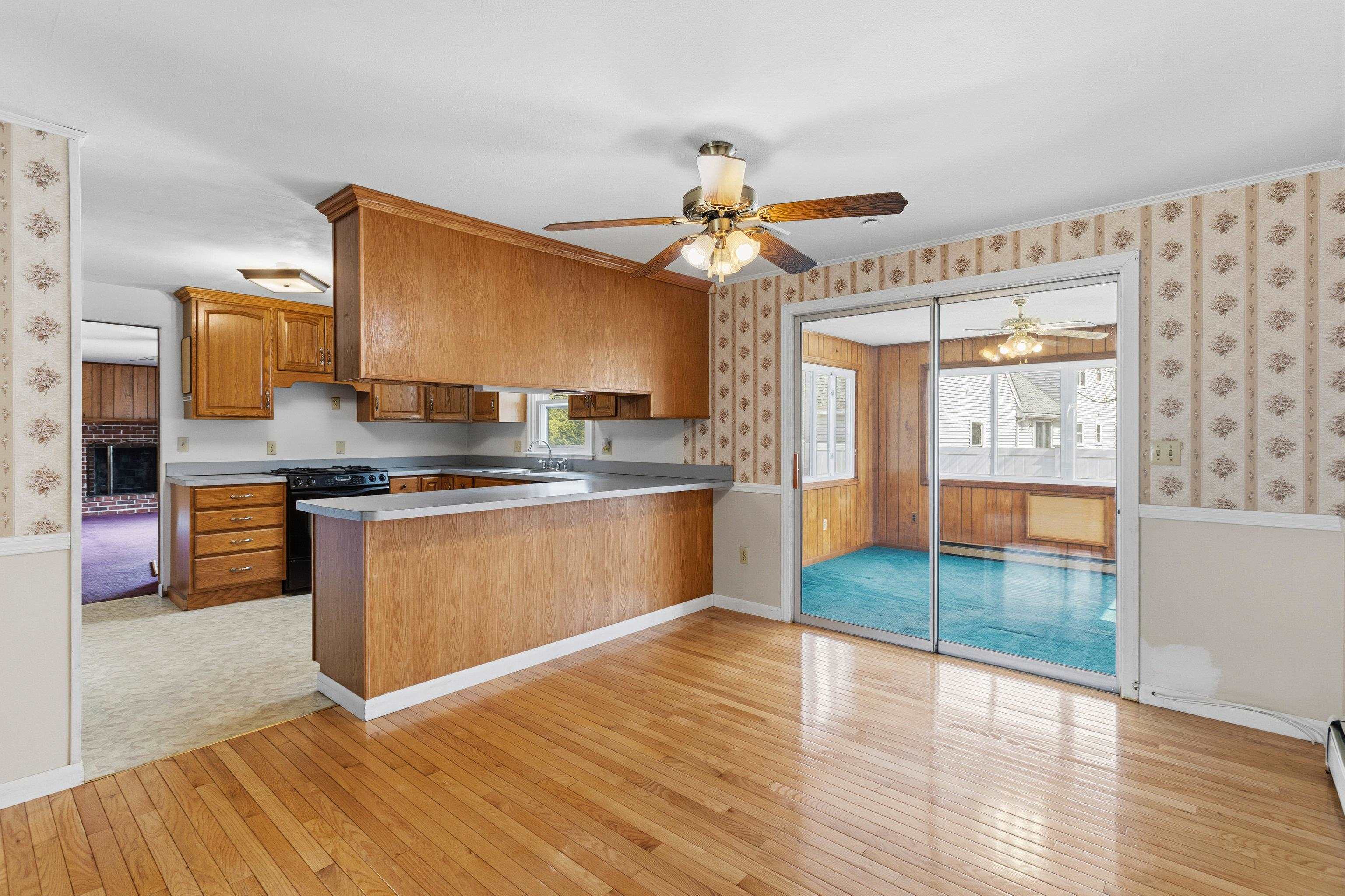 12 Colonial Circle Hampton, NH 03842 - Photo 24 of 60