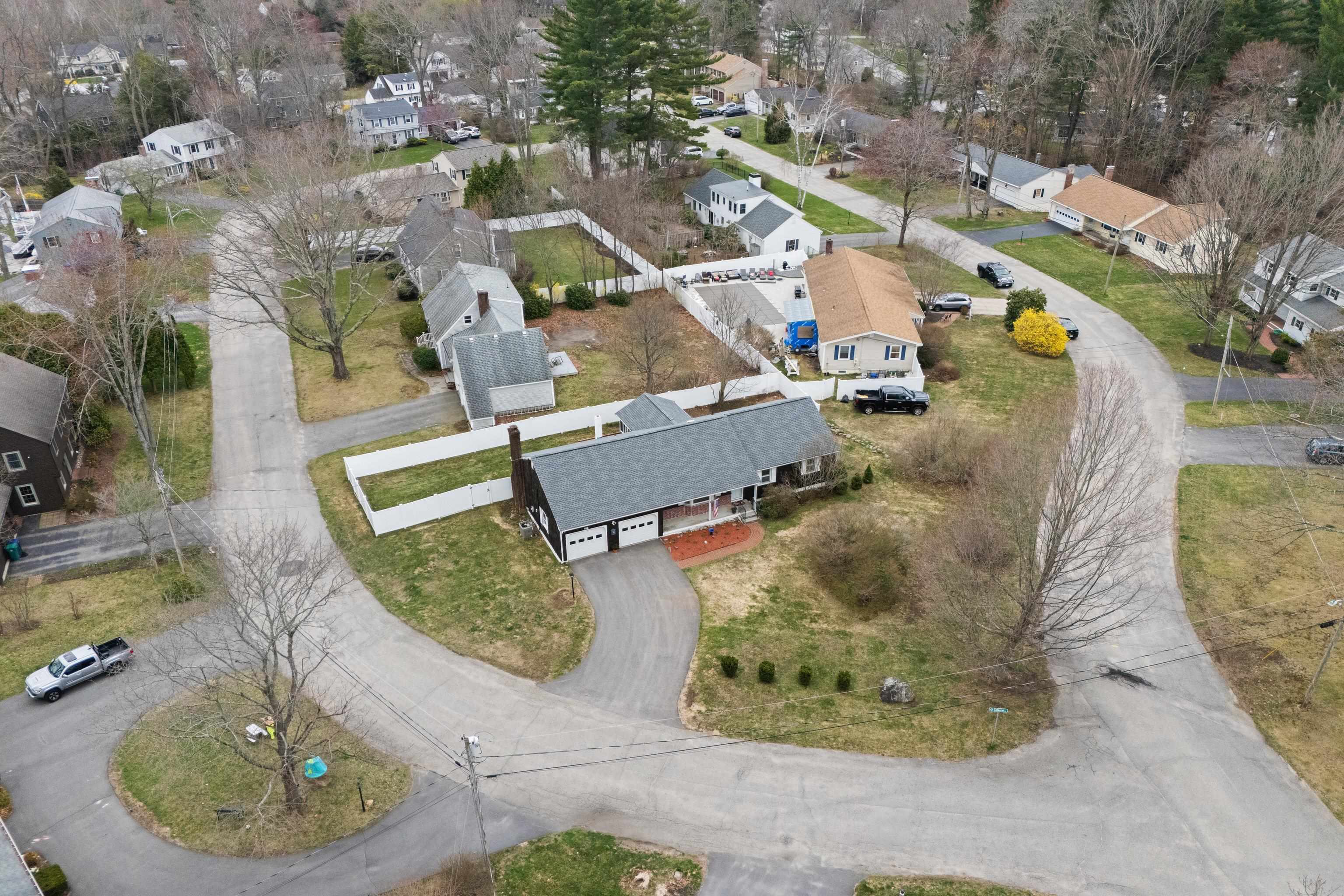 12 Colonial Circle Hampton, NH 03842 - Photo 5 of 60