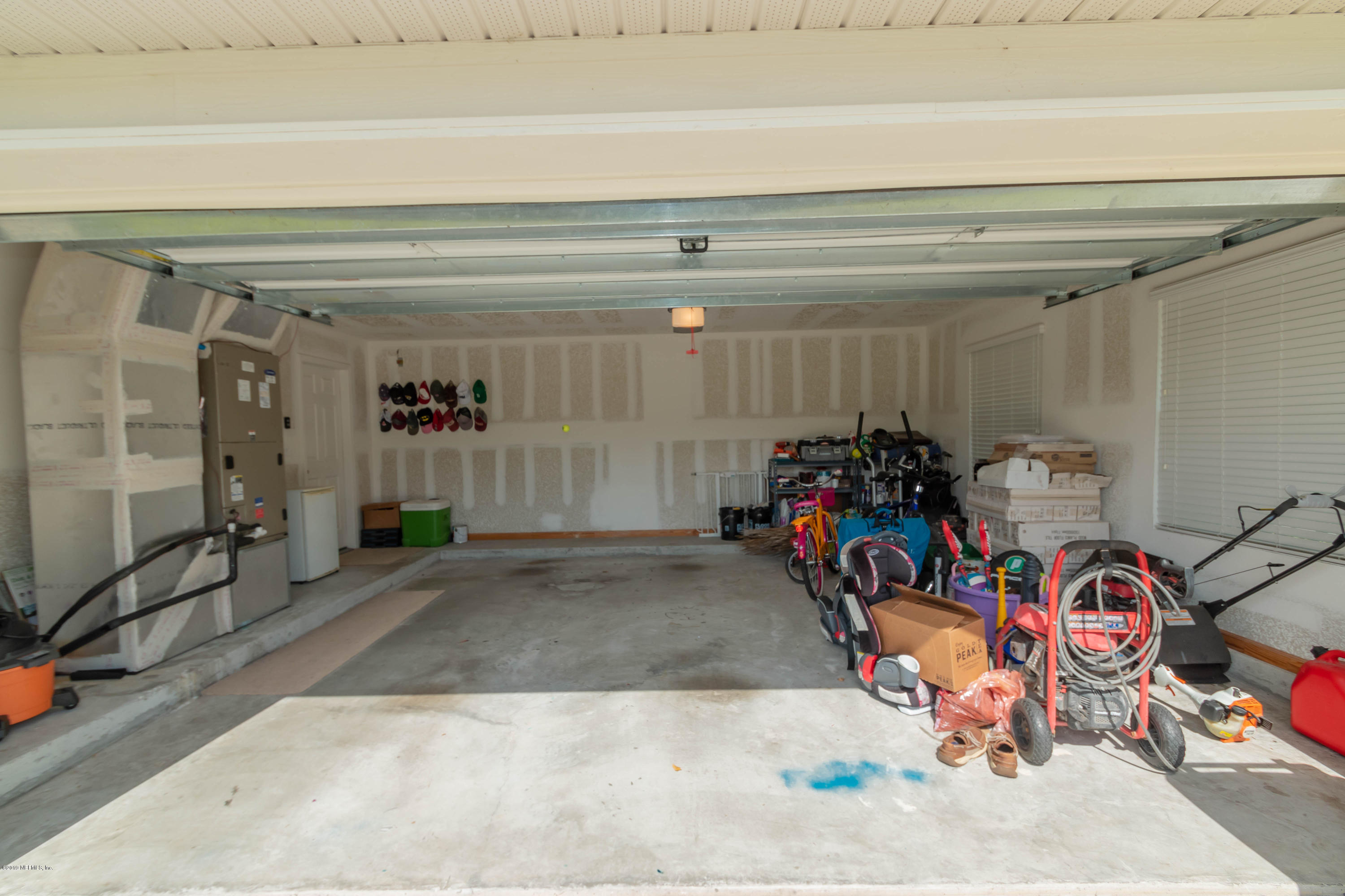 11064 Lothmore Road Jacksonville, FL 32221 - Photo 33 of 33 11064 Lothmore 2 car garage