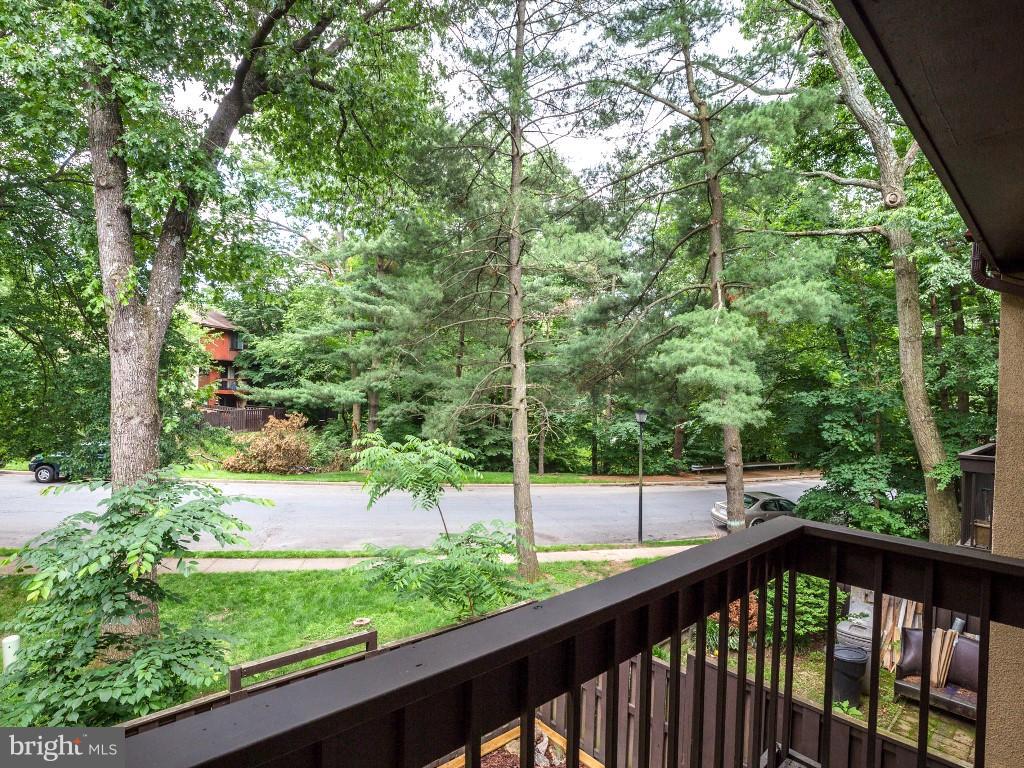 2182 Cartwright Place Reston, VA 20191 - Photo 24 of 30 View