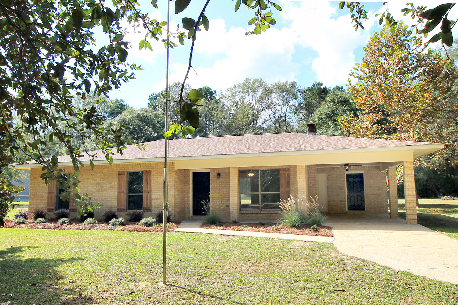 117 Thunder Road Lucedale, MS 39452 - Photo 1 of 46 Primary Photo