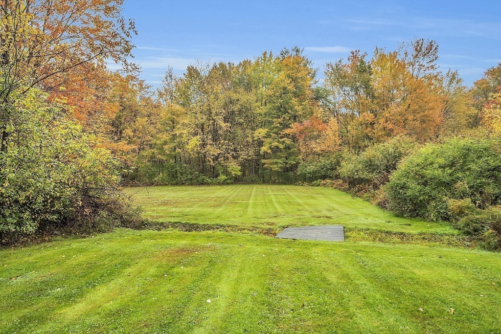91 Chapin Road Hudson, MA 01749 - Photo 38 of 42 a view of an outdoor space and a yard