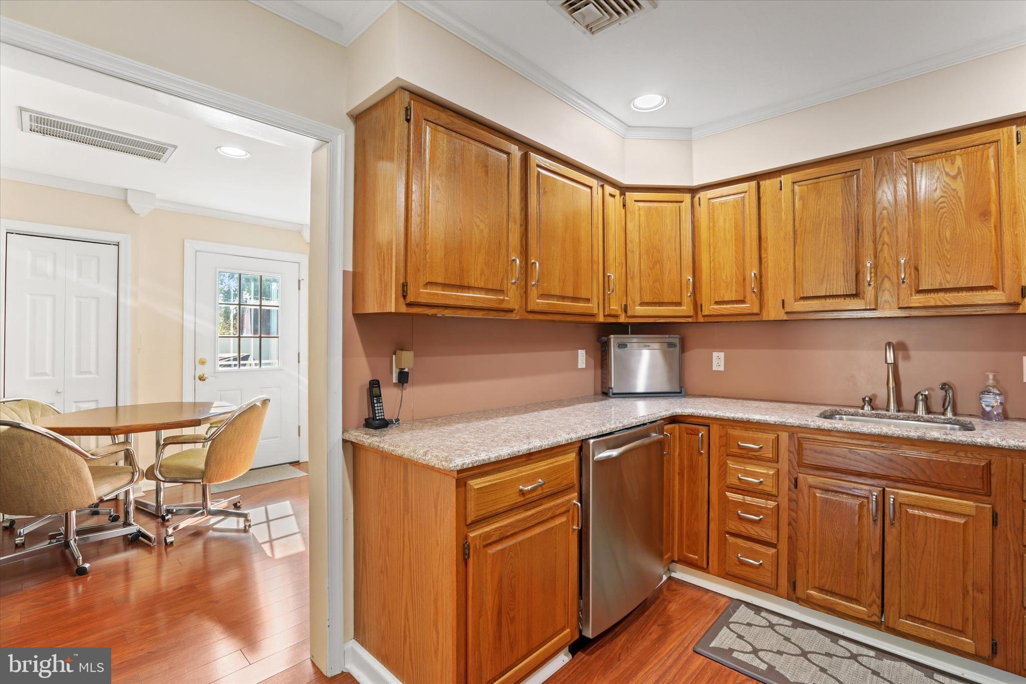 6 Quarter Turn West Road Levittown, PA 19057 - Photo 13 of 32 Kitchen