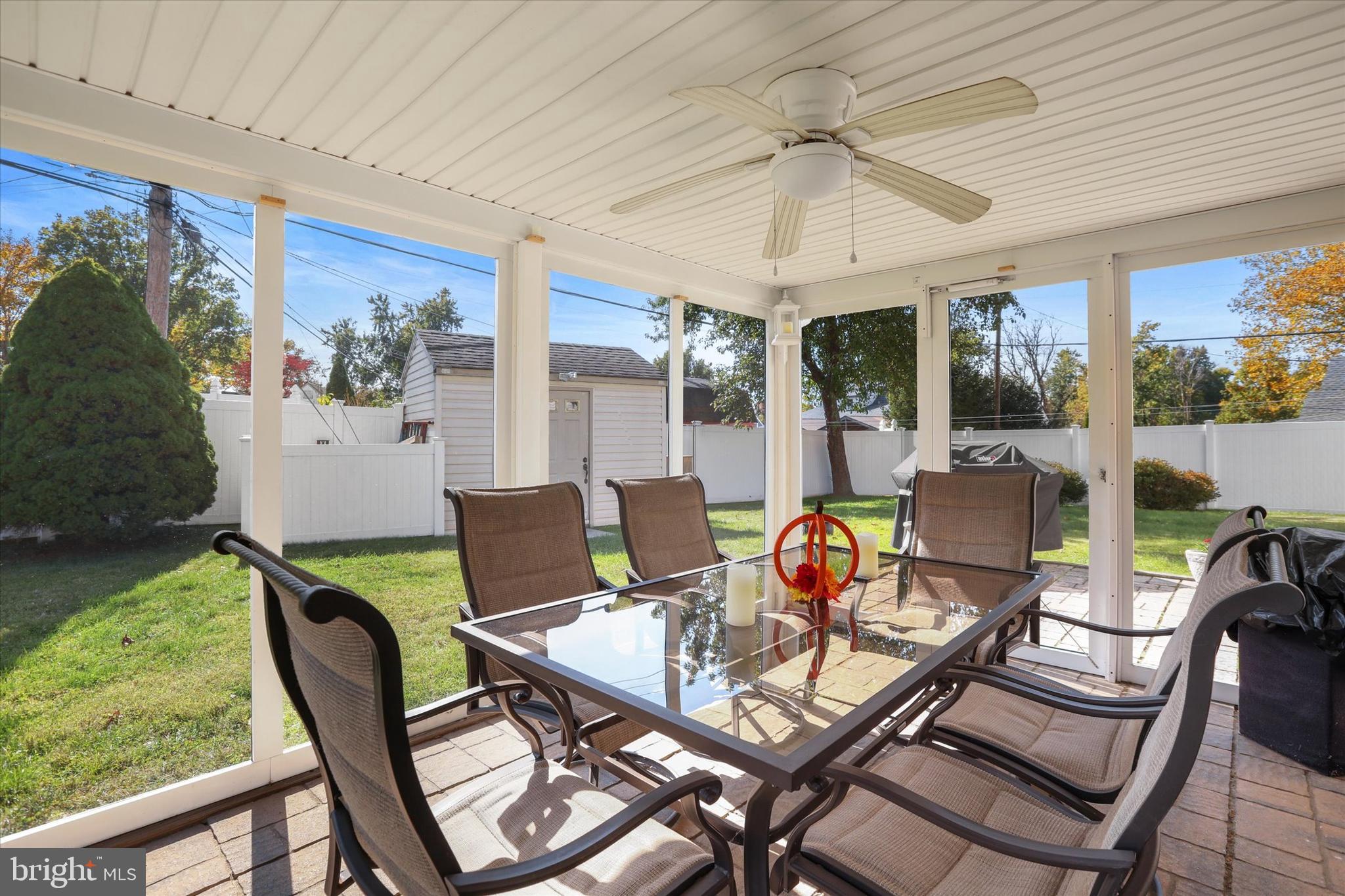 6 Quarter Turn West Road Levittown, PA 19057 - Photo 28 of 32 Screen Room on Rear Patio