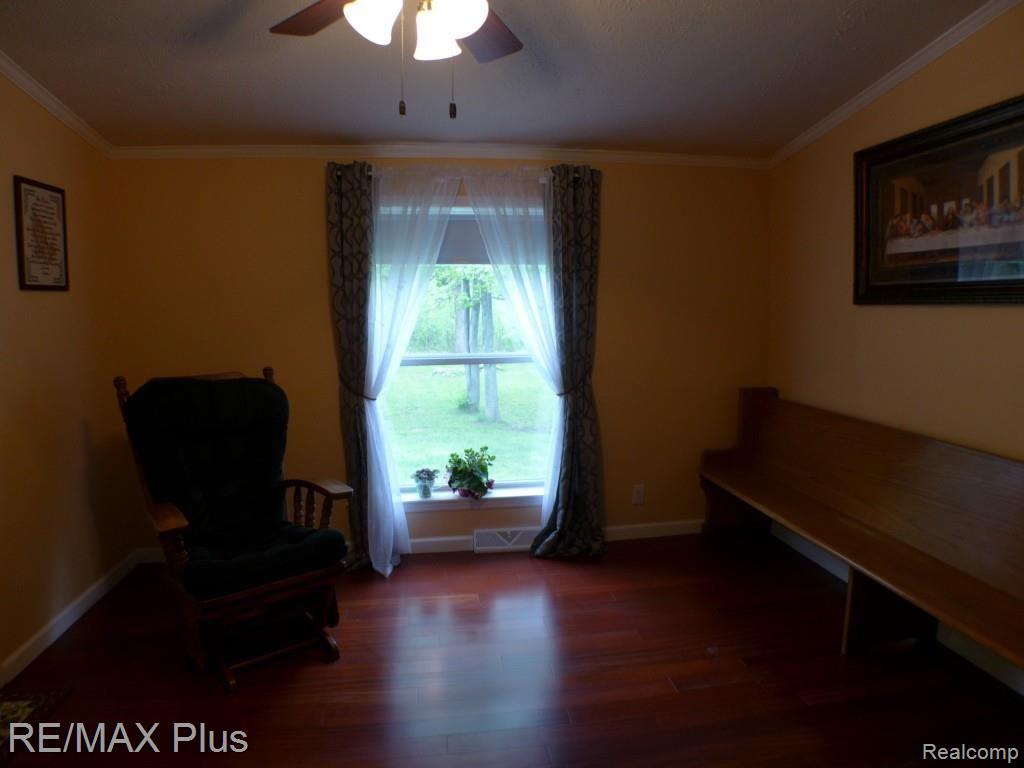 5710 Sheridan Road Vassar, MI 48768 - Photo 7 of 17 P1010168.jpg