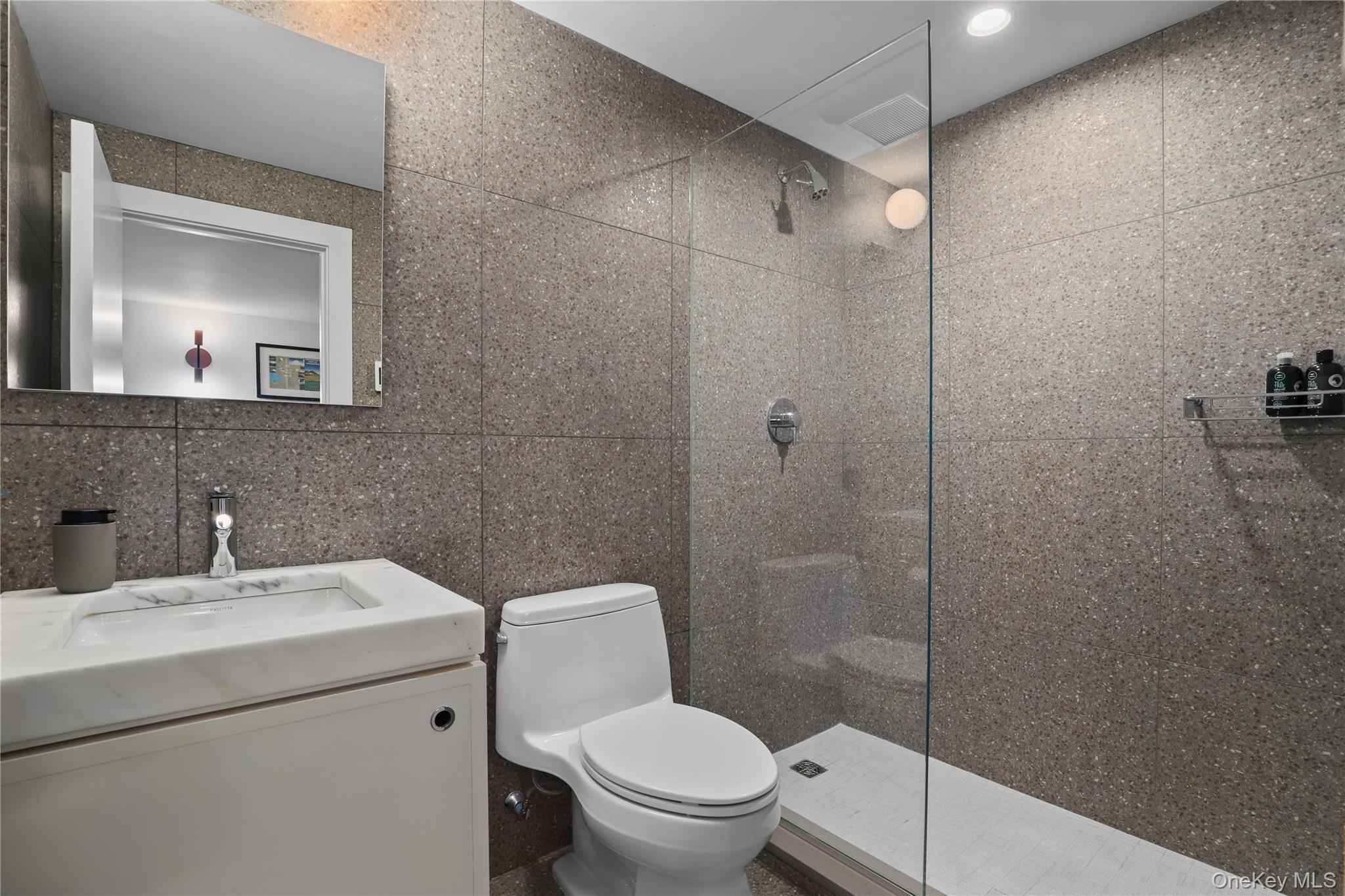 21 Black Spring Road Pound Ridge, NY 10576 - Photo 20 of 26 Lower level full bathroom