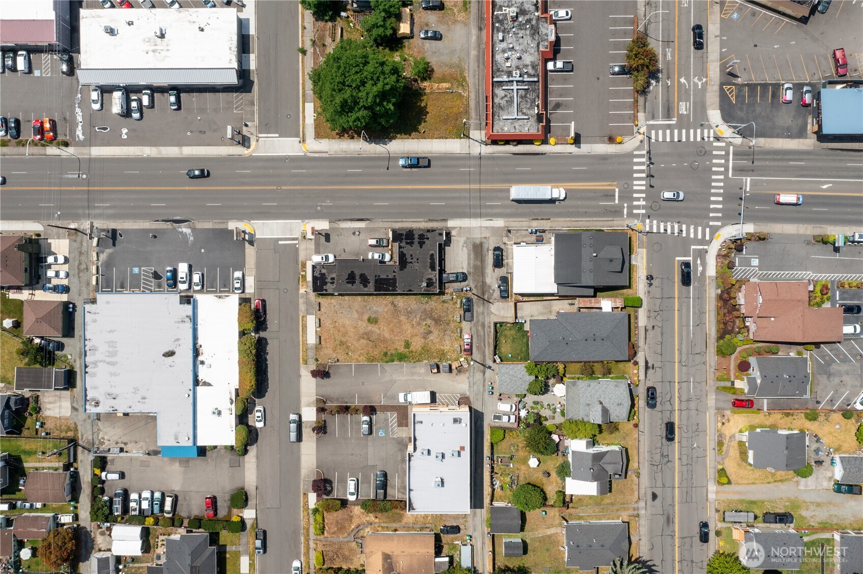 3703 3rd Street Northeast Auburn, WA 98002 - Photo 2 of 23 a picture of a street with lots of tall buildings