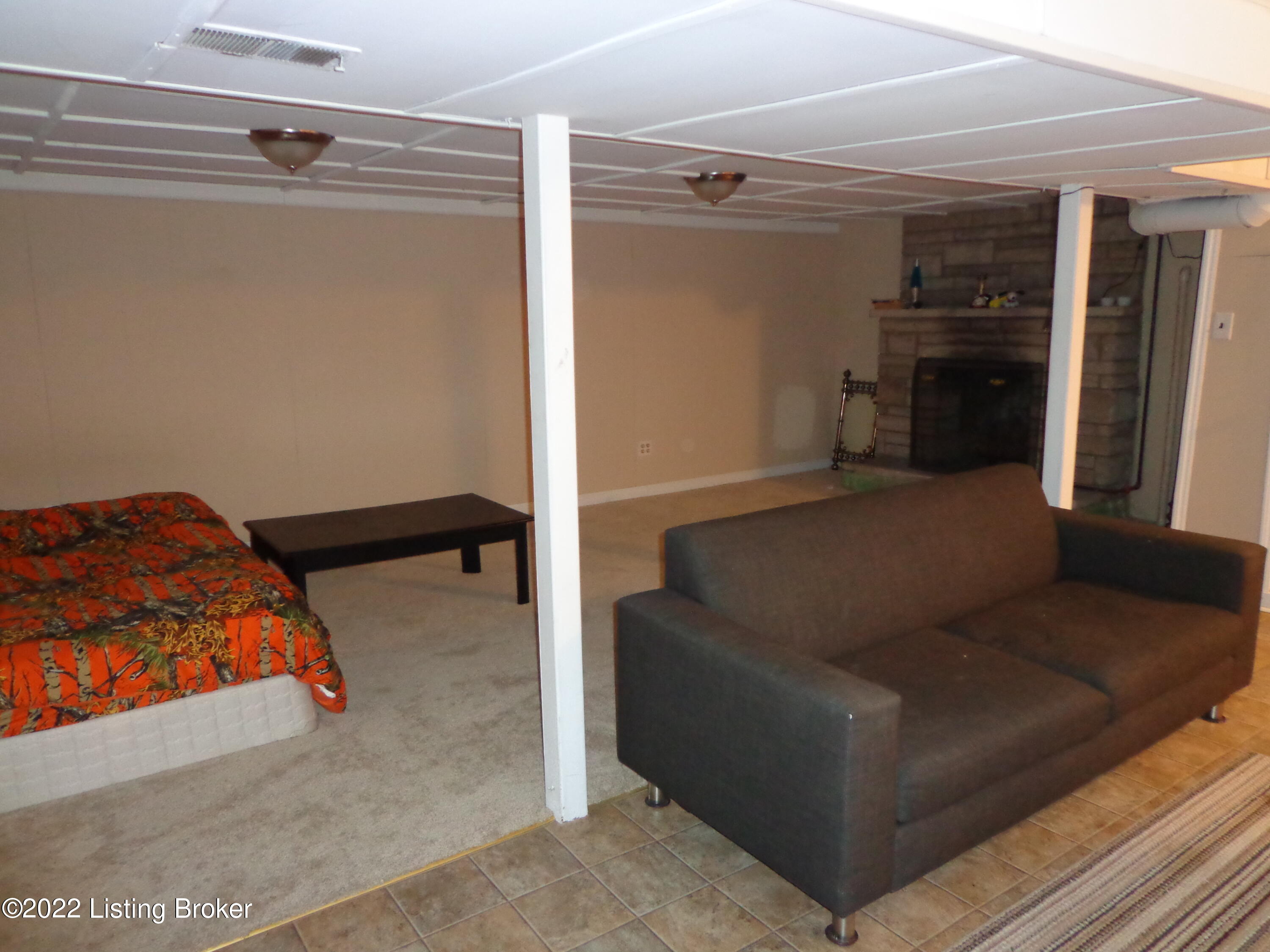 7903 Bluebonnet Road Louisville, KY 40258 - Photo 24 of 38 DSC03501