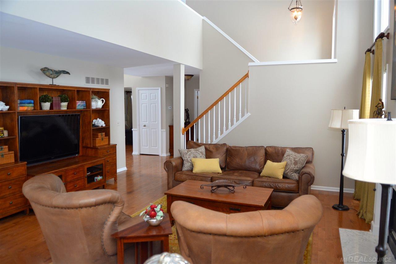 4091 Bold Meadows Rochester, MI 48306 - Photo 11 of 40