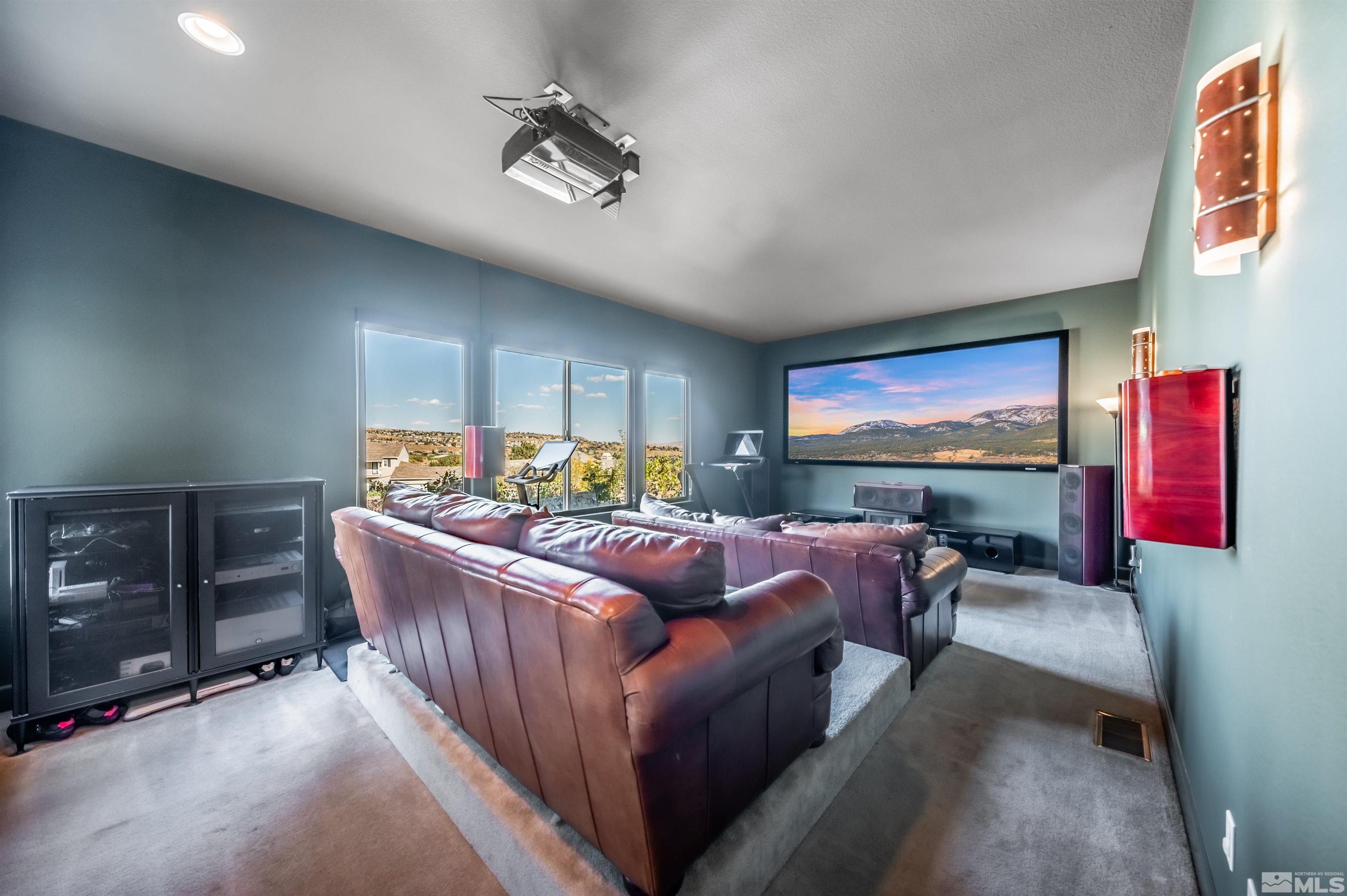 1880 Laurel Ridge Drive Reno, NV 89523 - Photo 29 of 40 a living room with furniture