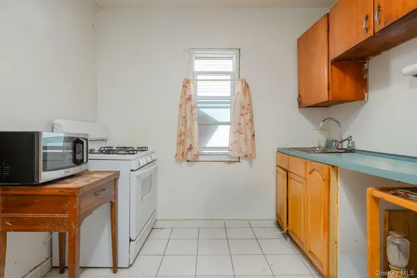 $550,000 | 41 Ellis Place, Ossining, NY 10562
