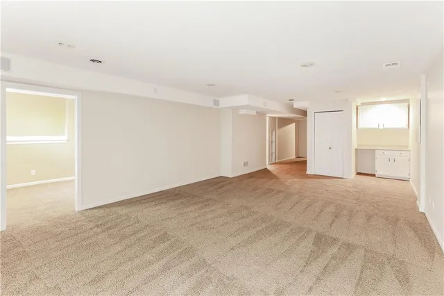 $2,100 | 1923 Northwest 82nd Terrace, Kansas City, MO 64151