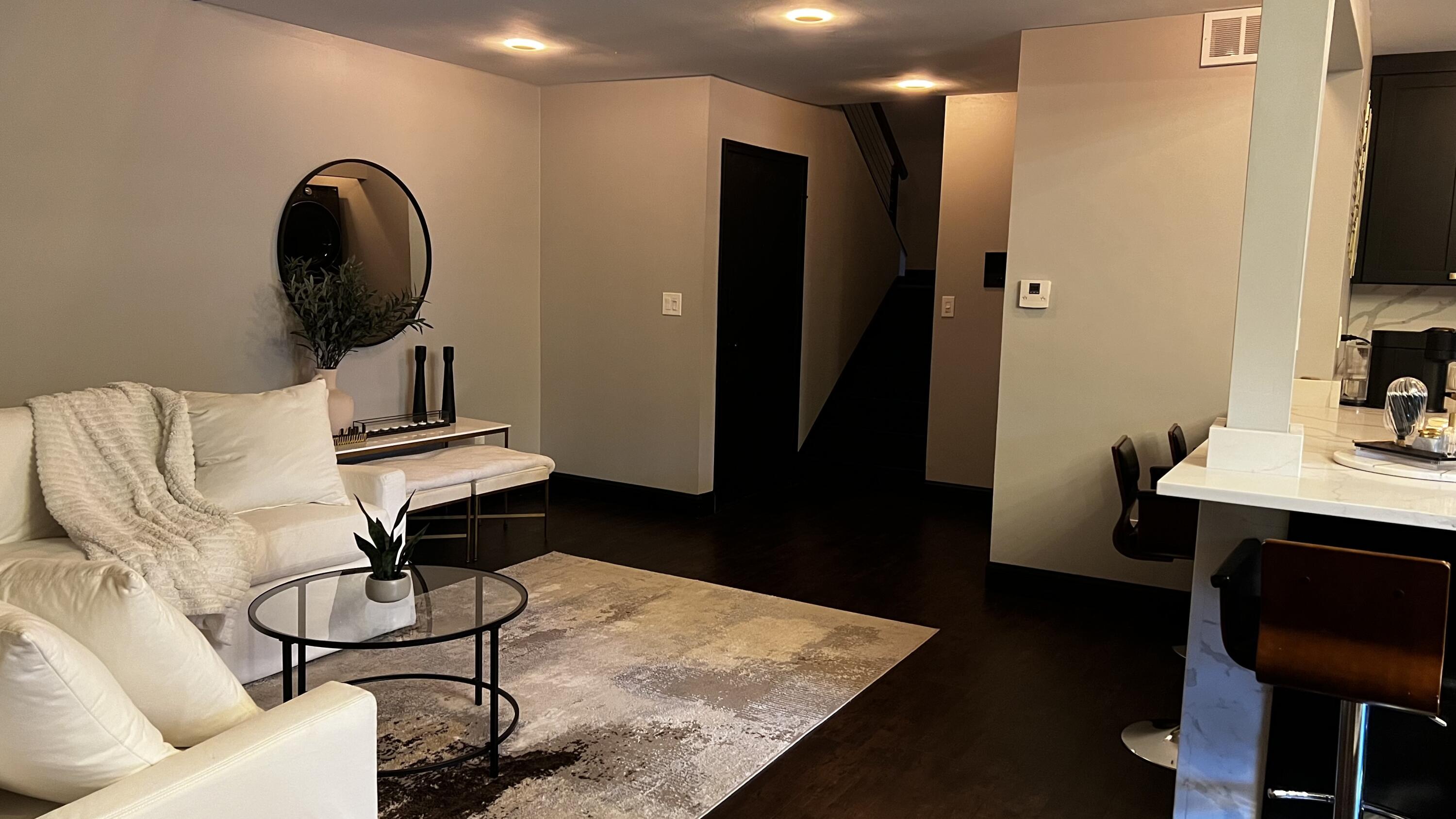 2430 Good Hope Road, Unit 43 Glendale, WI 53209 - Photo 6 of 14 Entry way