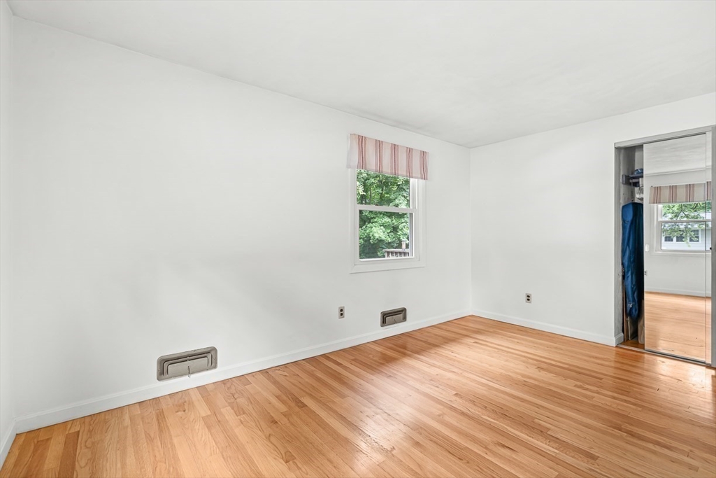 155 Turnpike Road Chelmsford, MA 01824 - Photo 21 of 35