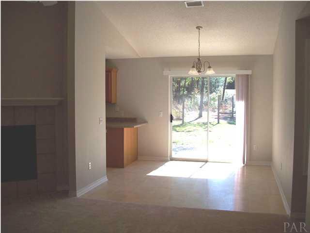 5225 Black Road Milton, FL 32583 - Photo 3 of 15 Gallery Image 3