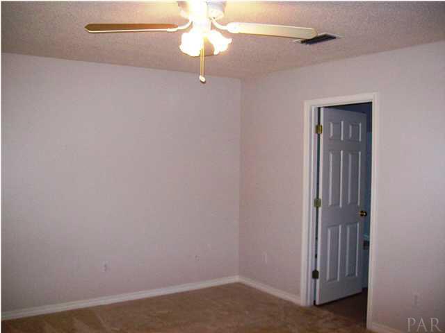 5225 Black Road Milton, FL 32583 - Photo 8 of 15 Gallery Image 8