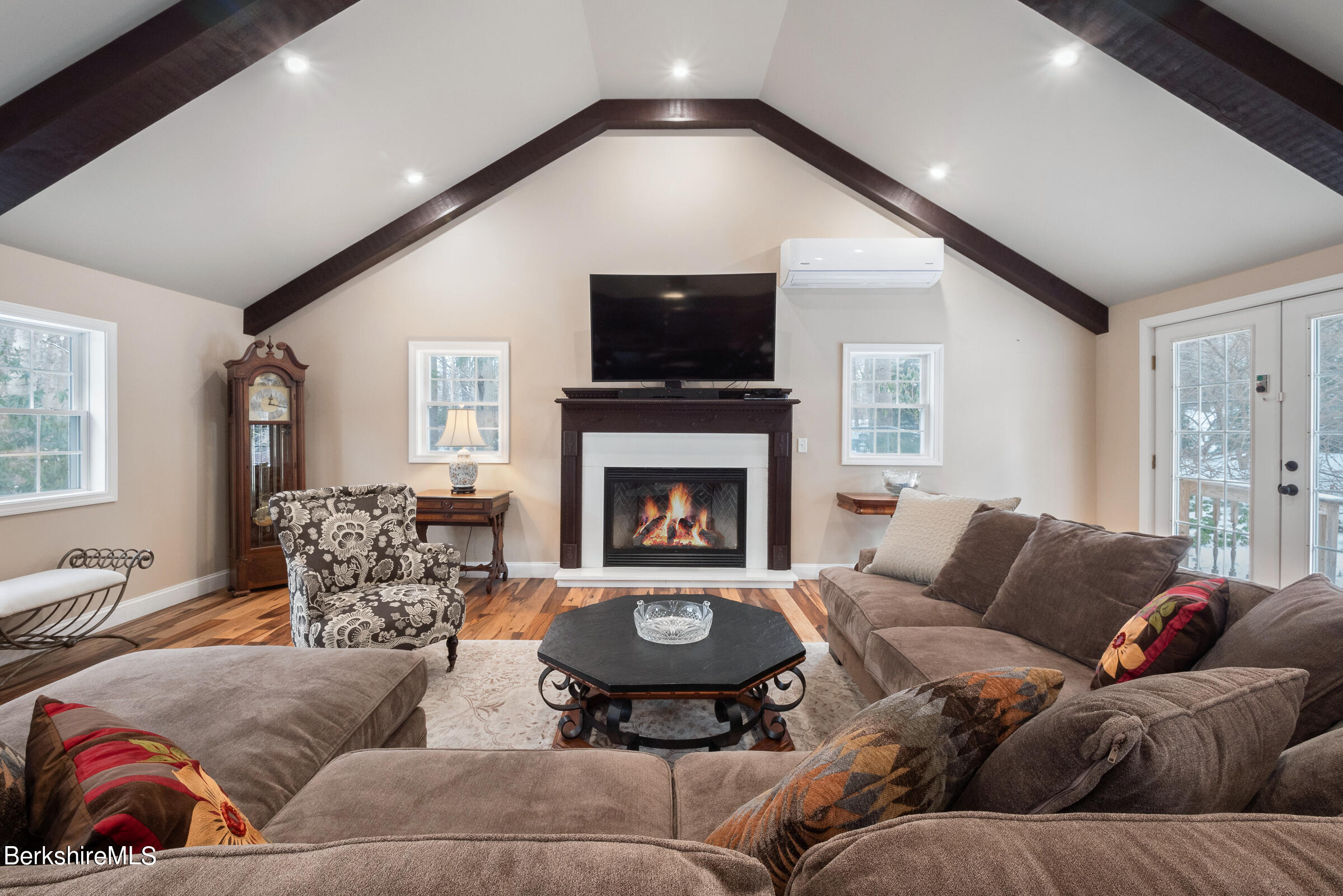 7 Hawthorne Road Stockbridge, MA 01262 - Photo 19 of 41 a living room with furniture and a flat screen tv