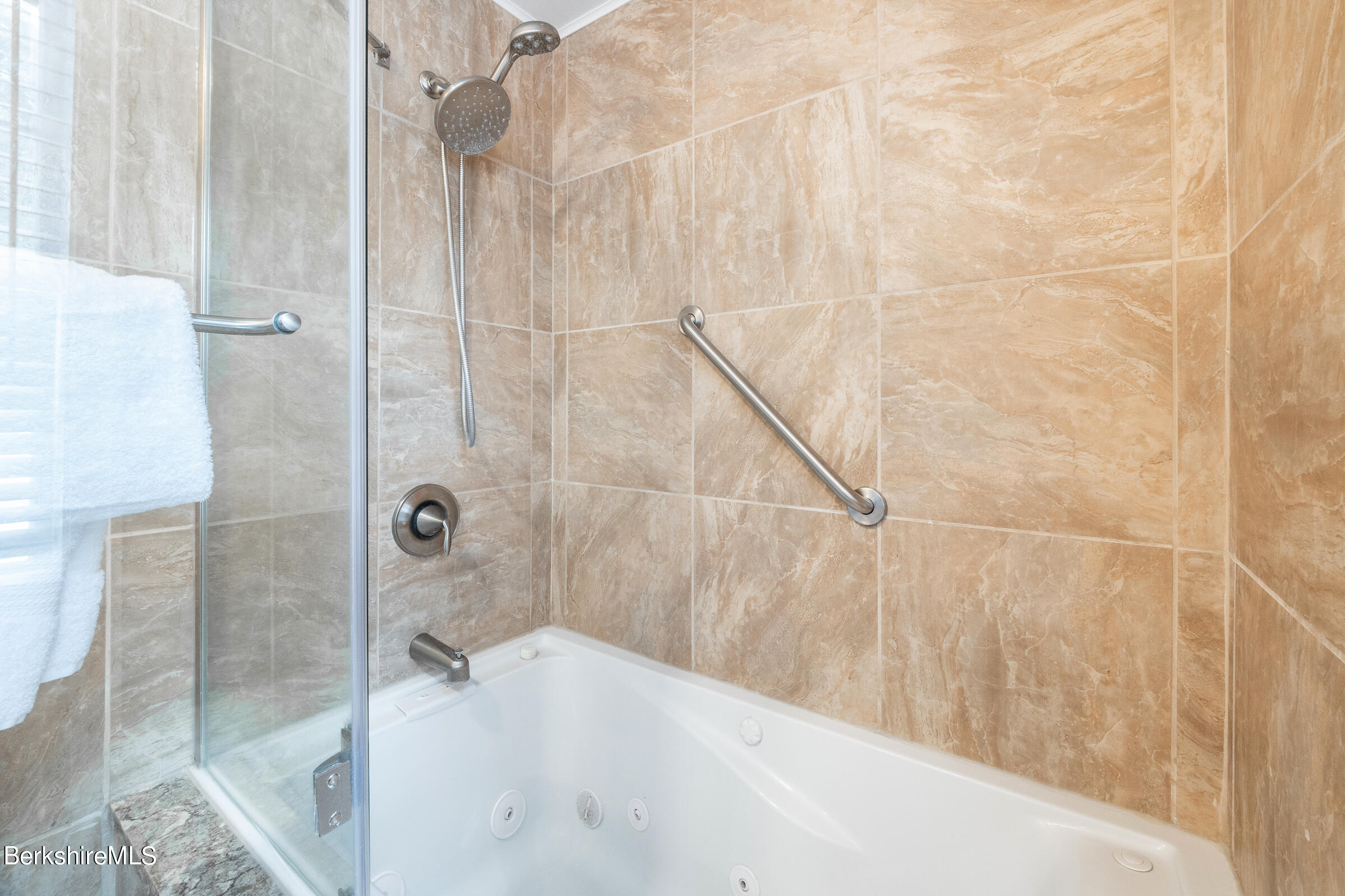 7 Hawthorne Road Stockbridge, MA 01262 - Photo 24 of 41 a bathroom with a bathtub and shower