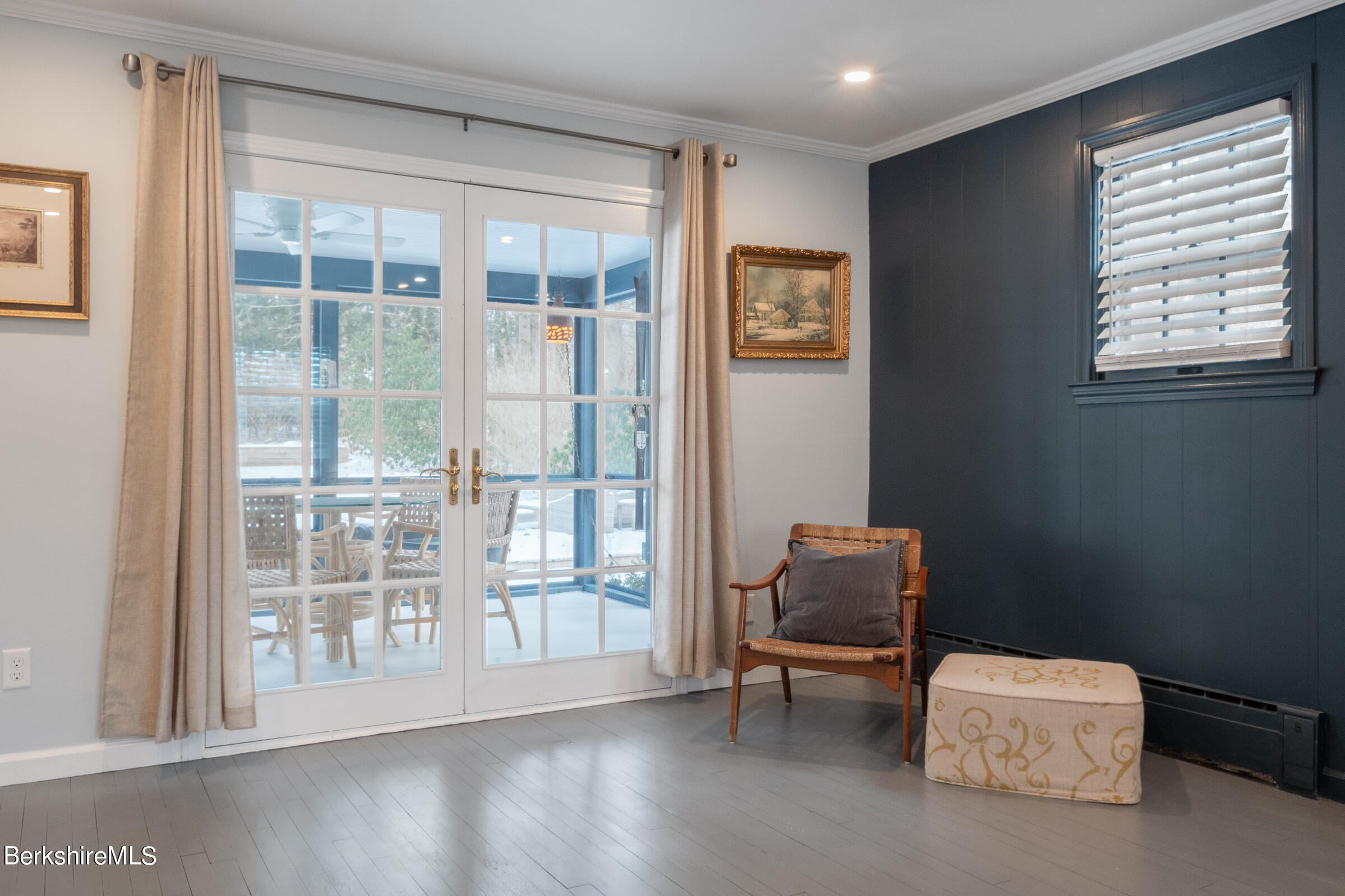 7 Hawthorne Road Stockbridge, MA 01262 - Photo 25 of 41 a room with furniture and a window