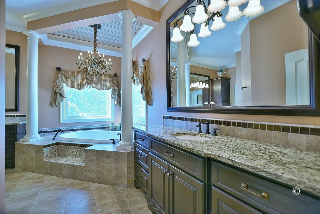 2408 Country Club Road Columbus, GA 31906 - Photo 22 of 45 Master bath