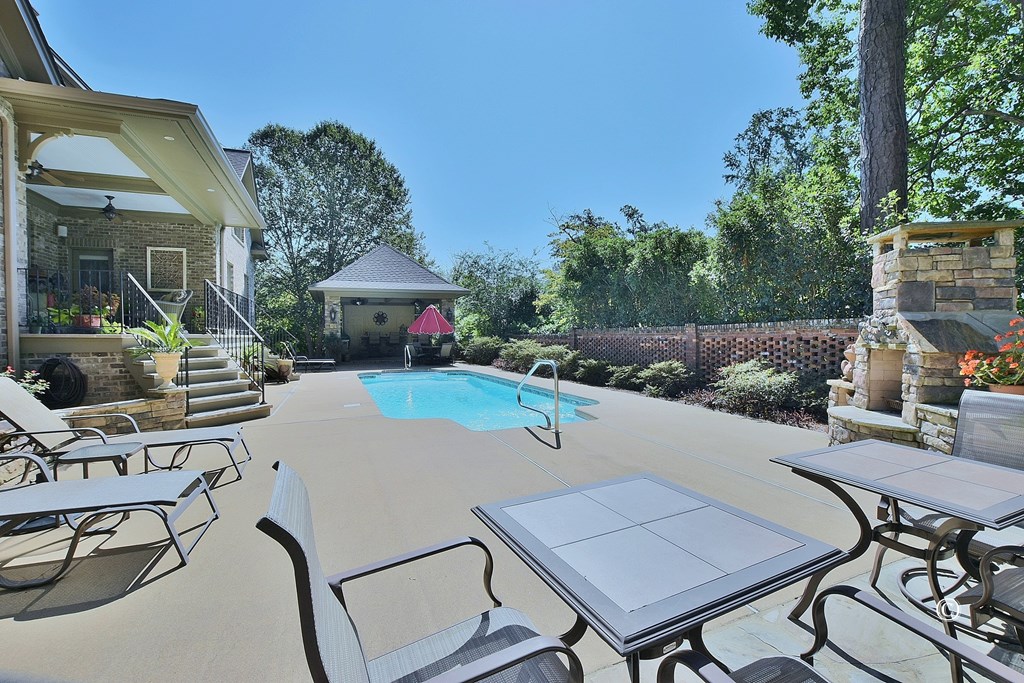 2408 Country Club Road Columbus, GA 31906 - Photo 43 of 45 Pool/Patio