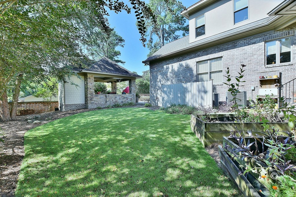 2408 Country Club Road Columbus, GA 31906 - Photo 45 of 45 Side yard