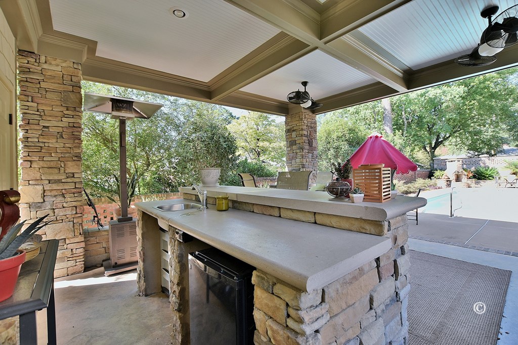 2408 Country Club Road Columbus, GA 31906 - Photo 6 of 45 Pool house
