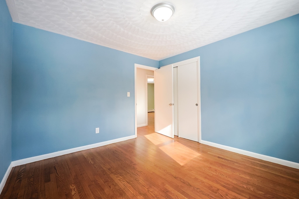 23 Oregon Road Ashland, MA 01721 - Photo 22 of 37