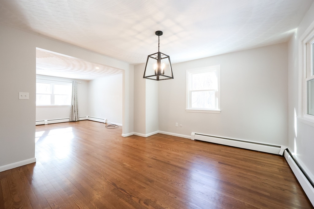 23 Oregon Road Ashland, MA 01721 - Photo 7 of 37