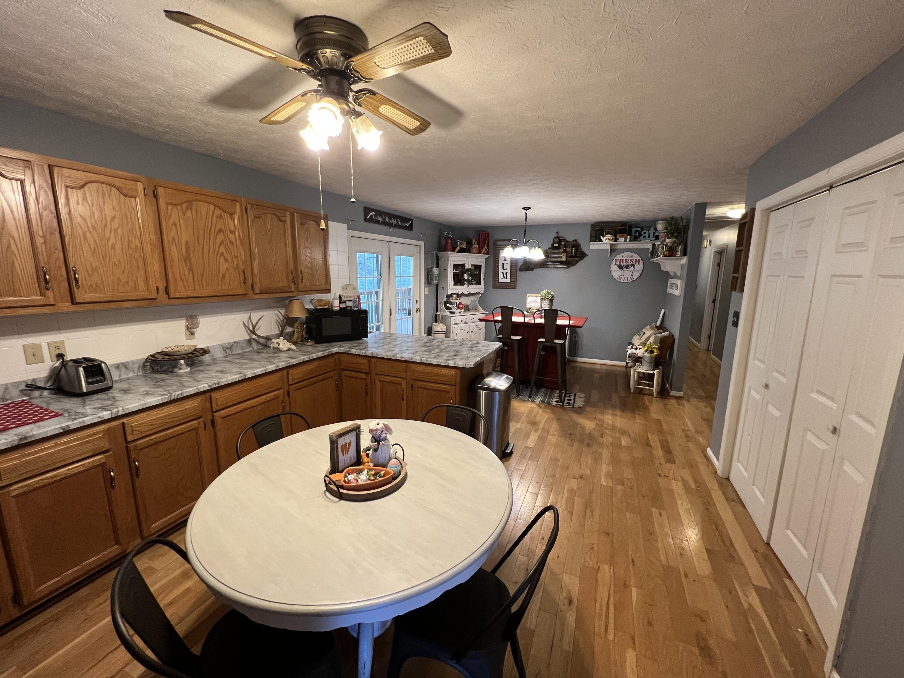 189 Glenview Road London, KY 40741 - Photo 17 of 23 F0680133-A9F7-4E94-BBD1-A498E4FE3768