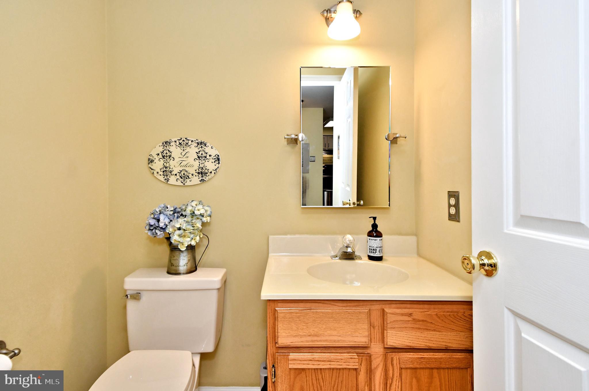 209 Primrose Lane Maple Glen, PA 19002 - Photo 14 of 37