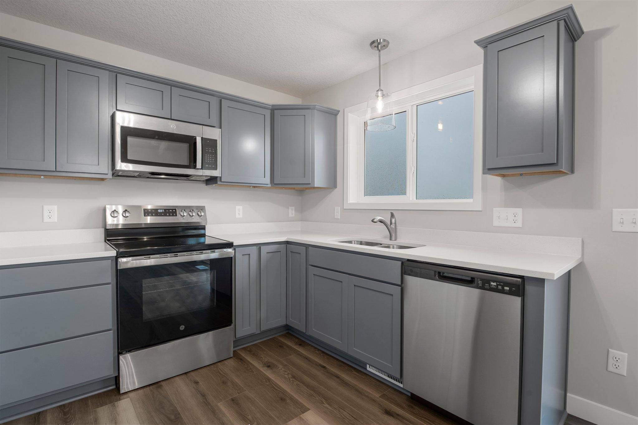 337 Ridge Road Le Sueur, MN 56058 - Photo 12 of 39