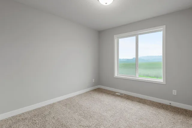 $399,850 | 337 Ridge Road, Le Sueur, MN 56058